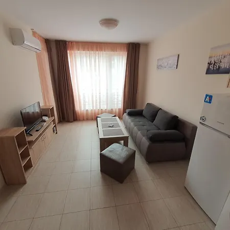 таня 10 * 포마리