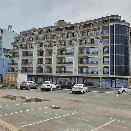 شقة таня 10 بوموري