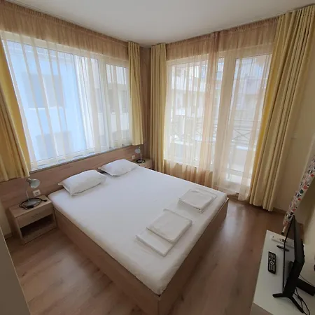 Apartment таня 10 *