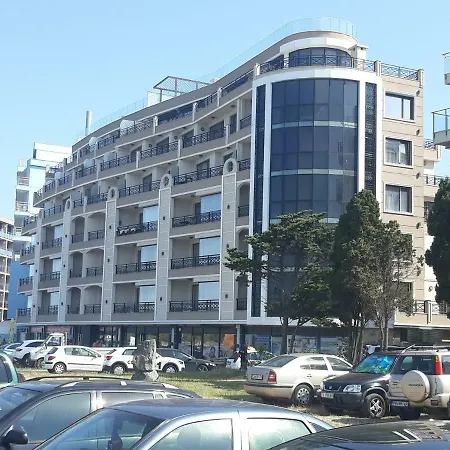 Apartmán таня 10 *